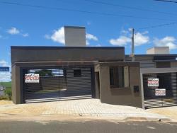 #1015 - Casa Geminada para Venda em Arapongas - PR