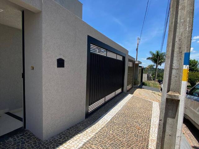 Sobrado para Venda em Arapongas - 4
