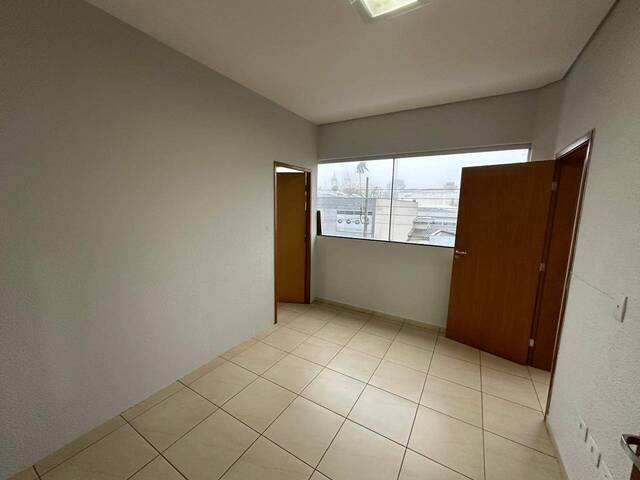 #00087.003 - Sala para Locação em Arapongas - PR
