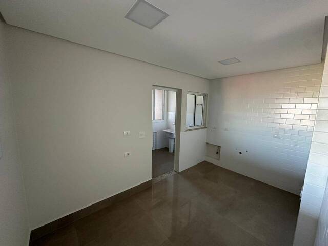 Apartamento para Venda em Arapongas - 4