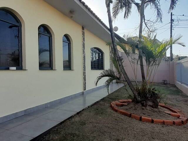 Casa para Venda em Arapongas - 2