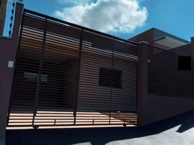 Casa para Venda em Arapongas - 2