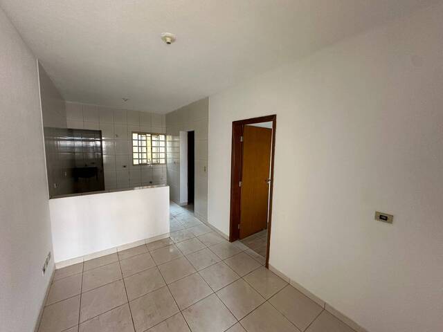 #00450.005 - Apartamento para Locação em Arapongas - PR