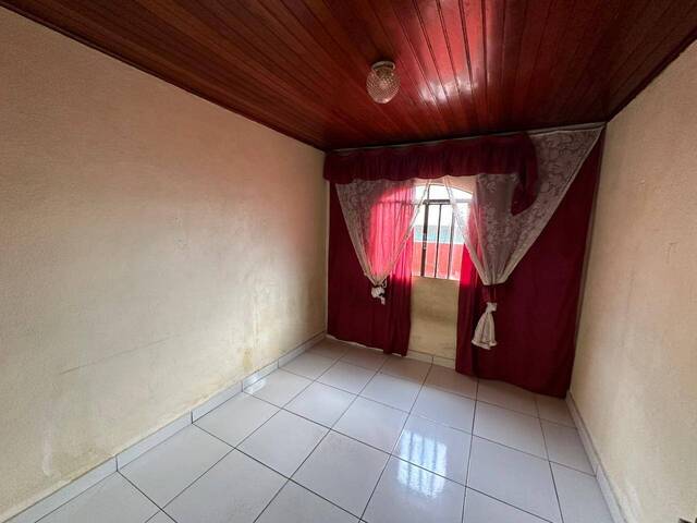 #1748 - Casa para Venda em Arapongas - PR