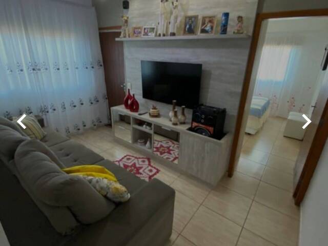 #1966 - Casa para Venda em Arapongas - PR