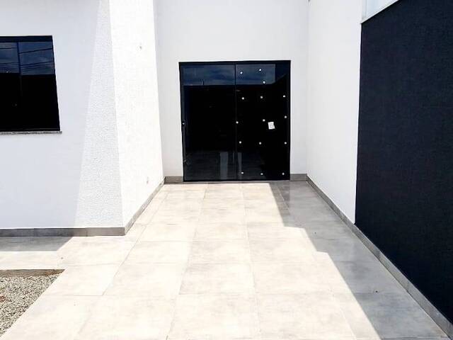 #1882 - Casa Geminada para Venda em Arapongas - PR