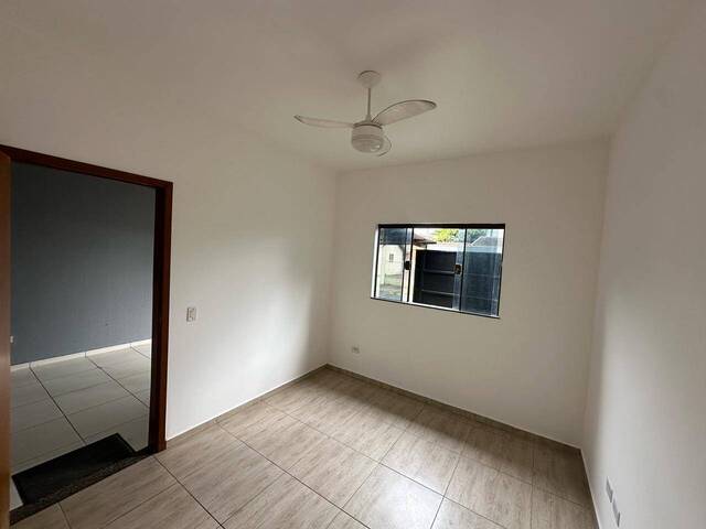 #88099.001 - Casa para Locação em Arapongas - PR