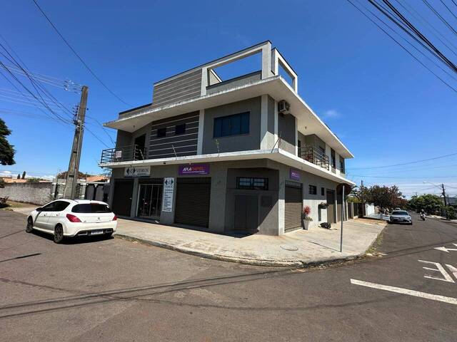 #04041.003 - Apartamento Sobreloja para Locação em Arapongas - PR