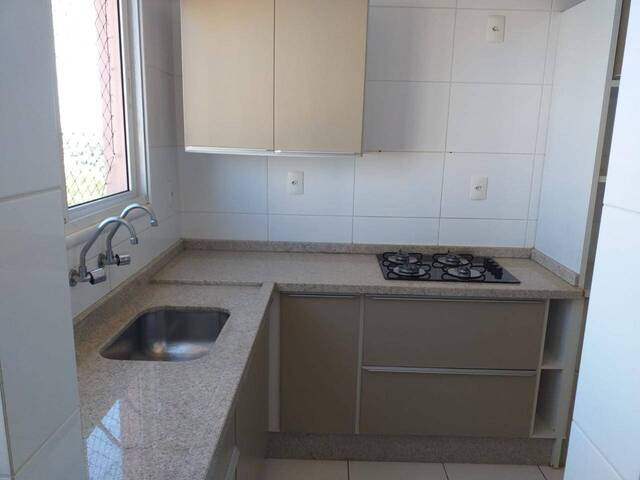 #02133.014 - Apartamento para Locação em Arapongas - PR
