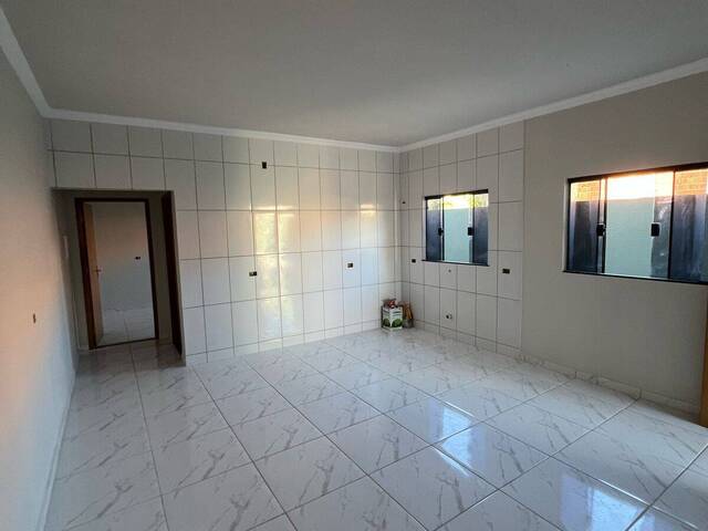 #2090 - Casa para Venda em Arapongas - PR
