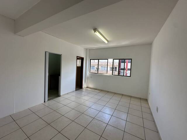 #01442.001 - Sala para Locação em Arapongas - PR