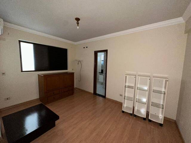 #2091 - Apartamento para Venda em Arapongas - PR