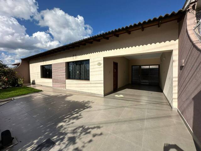#33016.001. - Casa para Locação em Arapongas - PR