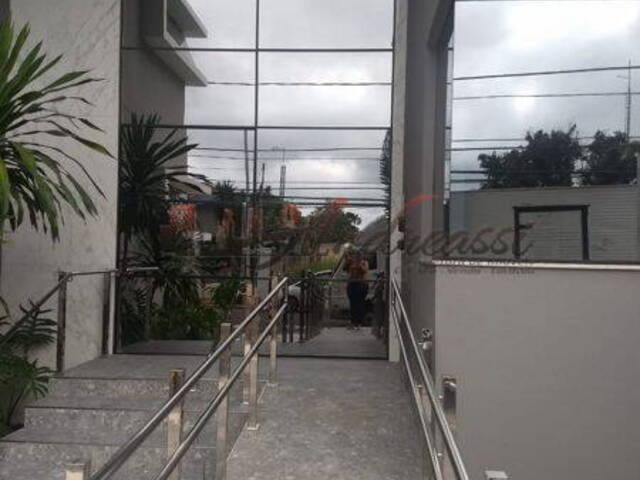 #12096.001 - Apartamento para Locação em Arapongas - PR