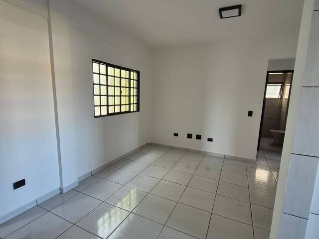 #2105 - Apartamento para Venda em Arapongas - PR