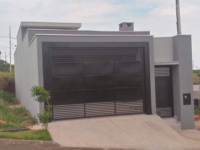#33028.001 - Casa para Locação em Arapongas - PR