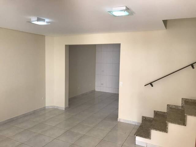 #00140.004 - Sobrado para Locação em Arapongas - PR