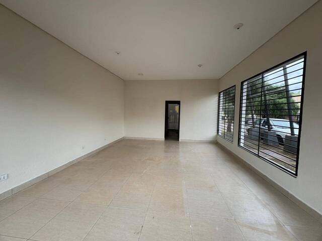 #33033.001. - Sala para Locação em Arapongas - PR
