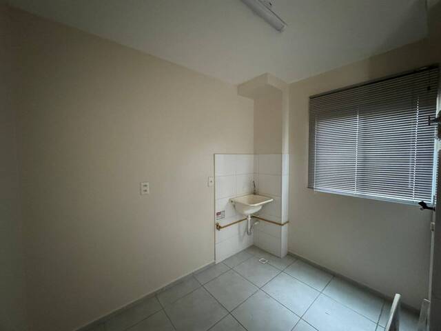 #33019.001 - Apartamento para Locação em Arapongas - PR
