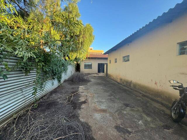 #88026.002 - Casa para Locação em Arapongas - PR