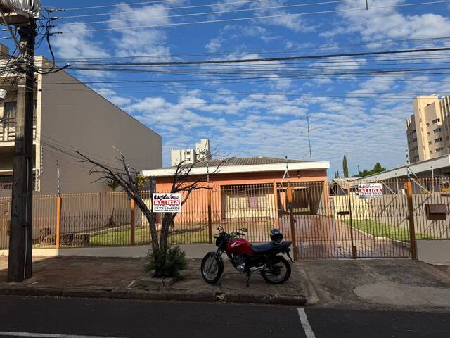 #00236.001 - Casa para Locação em Arapongas - PR