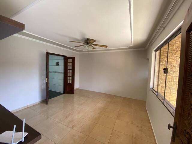 #09080.001 - Casa para Locação em Arapongas - PR