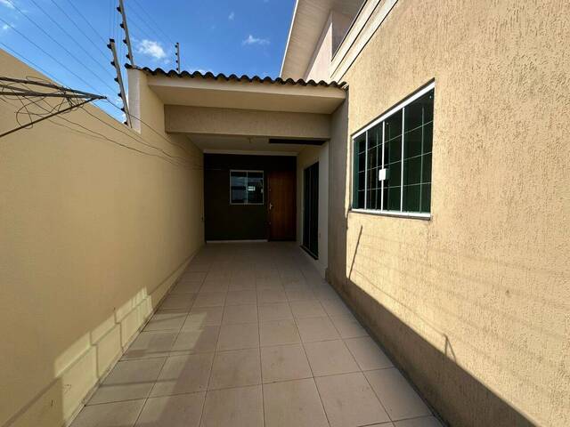 #02321.001 - Casa para Venda em Arapongas - PR