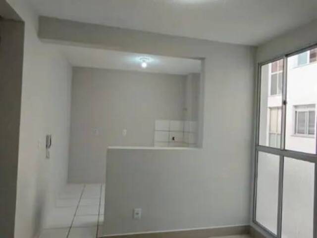 #2124 - Apartamento para Venda em Arapongas - PR