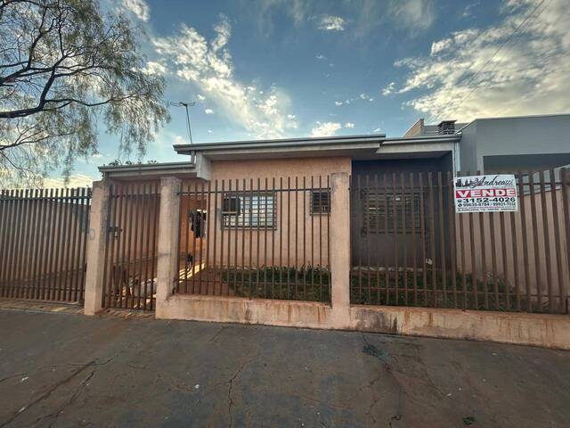#2123 - Casa para Venda em Arapongas - PR