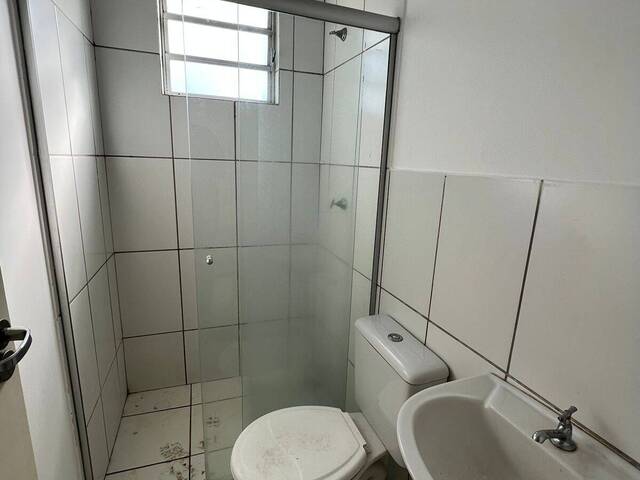 #01215.001 - Apartamento para Venda em Arapongas - PR