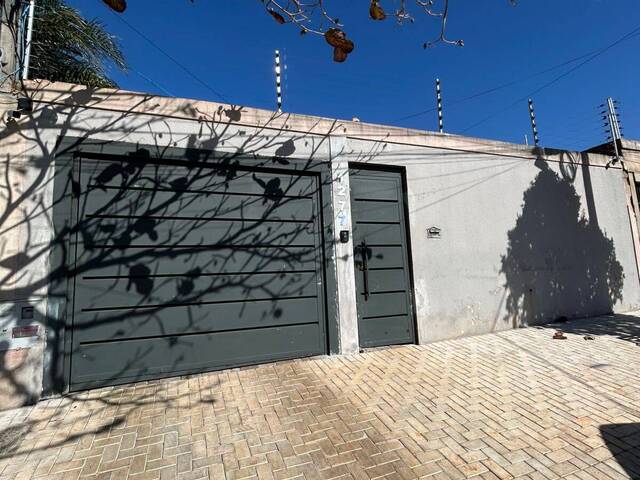 #2137 - Casa para Venda em Arapongas - PR