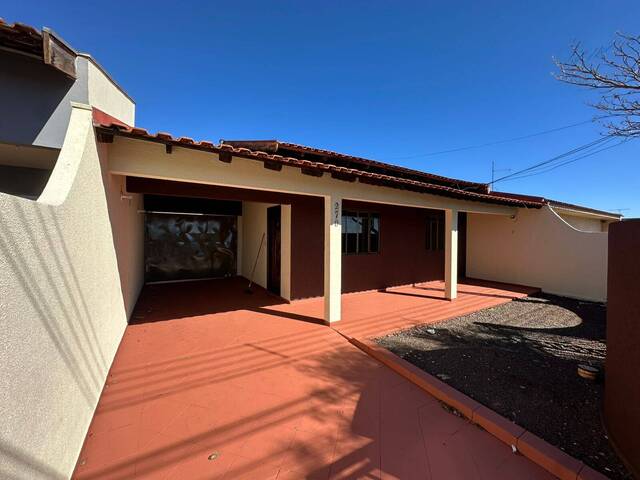#07350.002 - Casa para Locação em Arapongas - PR