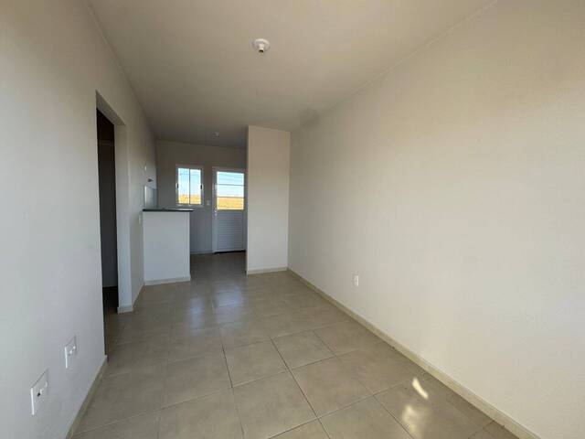 #33059.001 - Casa para Locação em Arapongas - PR