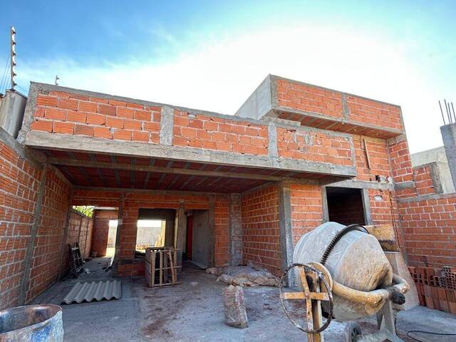 #2182 - Casa para Venda em Arapongas - PR
