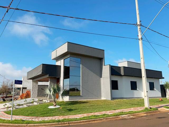 #2185 - Casa para Venda em Arapongas - PR