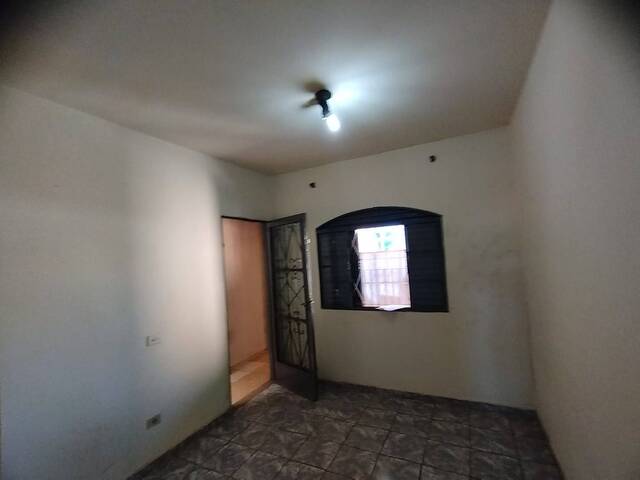 #02086.008 - Apartamento para Locação em Arapongas - PR