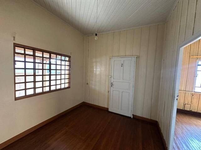 #1647 - Casa para Venda em Arapongas - PR
