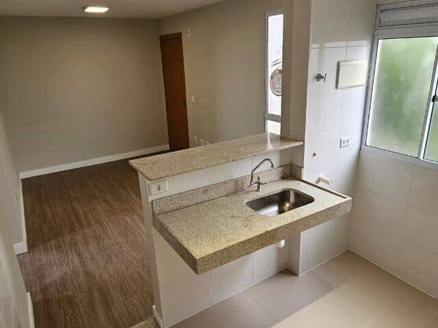 #2187 - Apartamento para Venda em Arapongas - PR