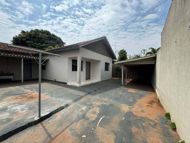 #00215.014 - Casa para Locação em Arapongas - PR