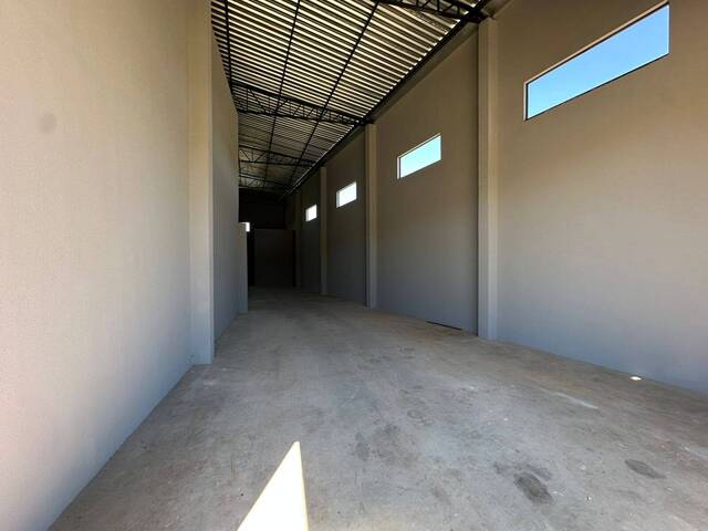 #33085.002 - Barracão para Locação em Arapongas - PR