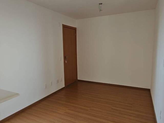 #2194 - Apartamento para Venda em Arapongas - PR