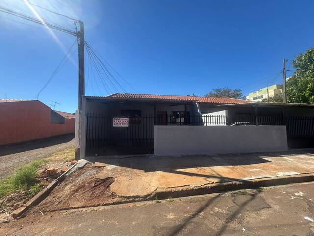 #01081.012 - Casa para Locação em Arapongas - PR