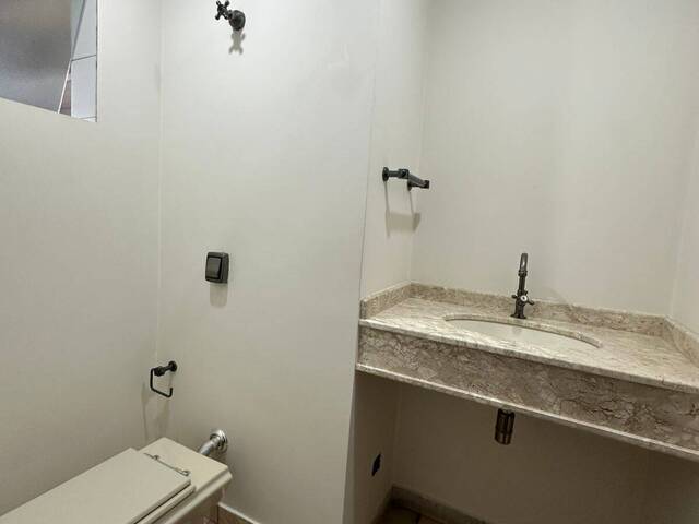 #05069.001 - Apartamento para Locação em Arapongas - PR