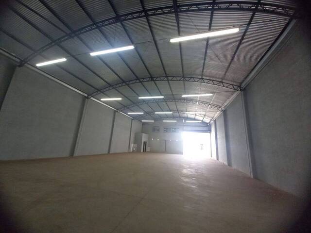 #10130.011 - Barracão para Locação em Arapongas - PR