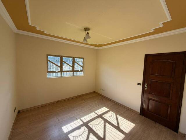 #55009.001 - Casa para Locação em Arapongas - PR