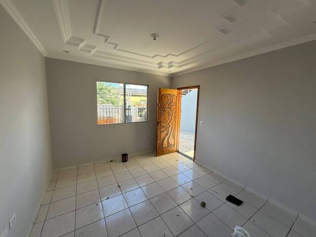 #04026.052 - Casa para Locação em Arapongas - PR