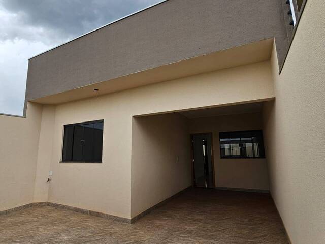 #2200 - Casa para Venda em Arapongas - PR