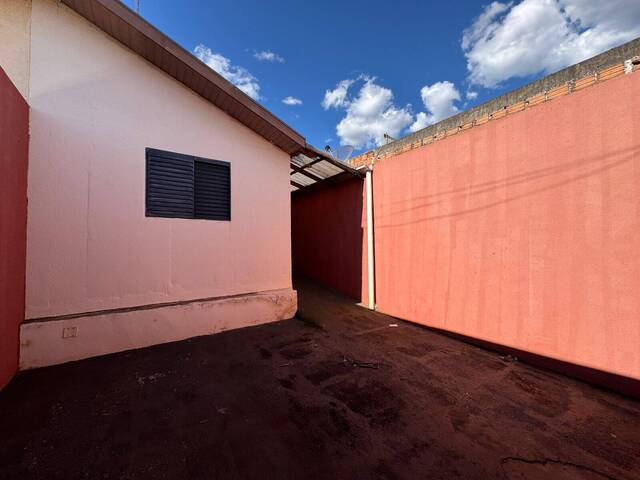 #55010.001 - Casa para Locação em Arapongas - PR