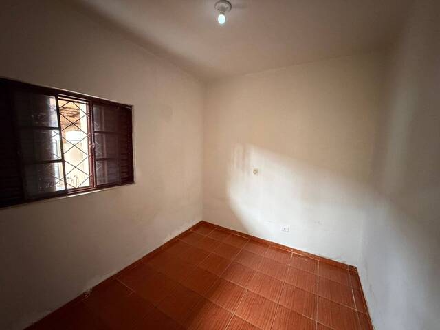 #01212.013 - Apartamento para Locação em Arapongas - PR