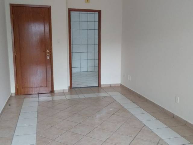 #00295.007 - Apartamento para Locação em Arapongas - PR